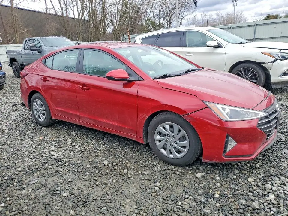 2020 HYUNDAI ELANTRA SE  