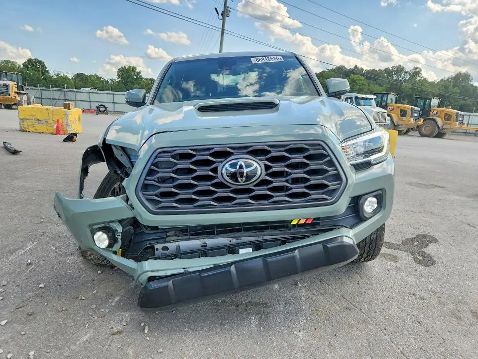 2022 TOYOTA TACOMA TRD SPORT  