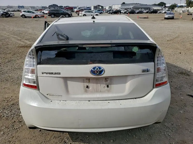 2011 TOYOTA PRIUS   