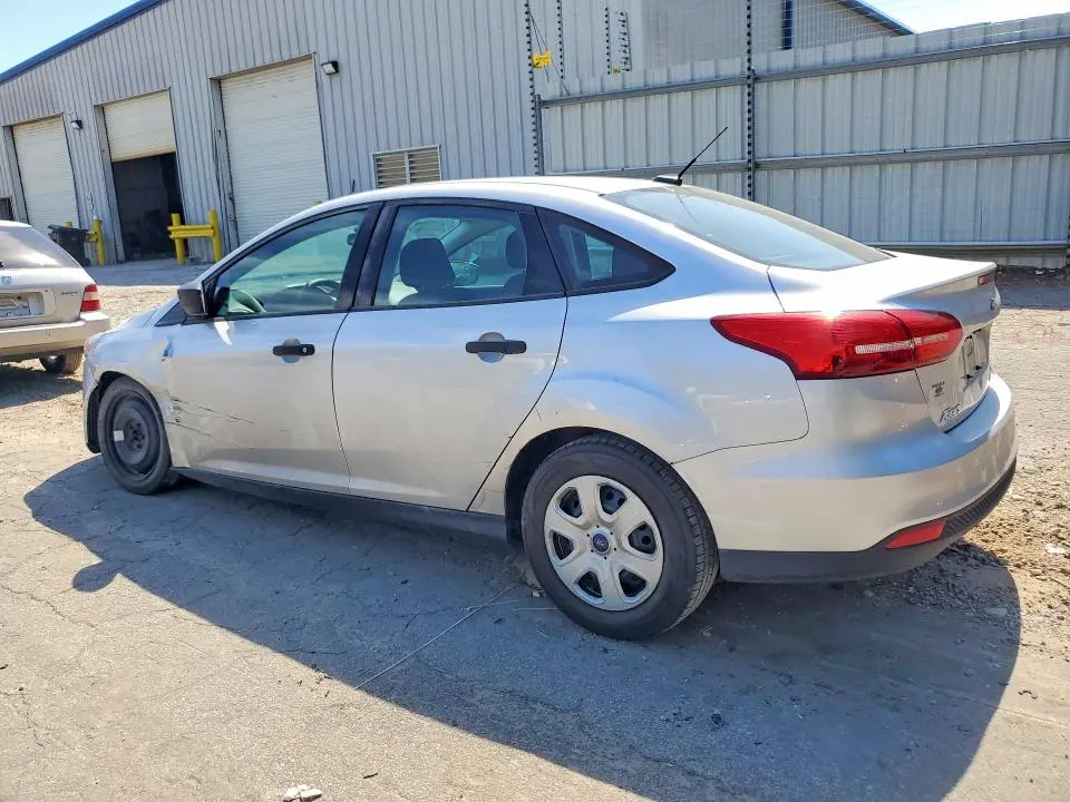 2015 FORD FOCUS S  
