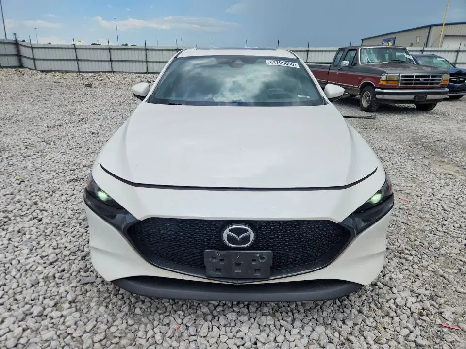 2022 MAZDA 3 PREMIUM  
