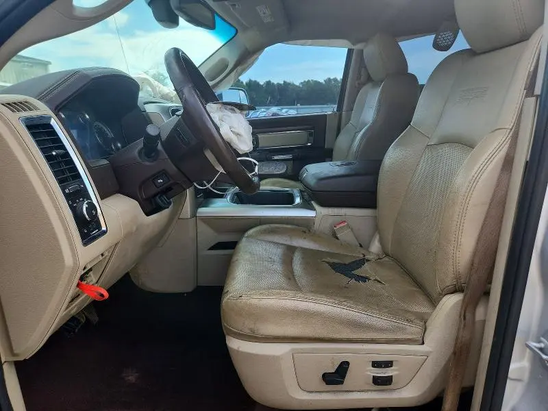 2016 RAM 1500 LARAMIE  