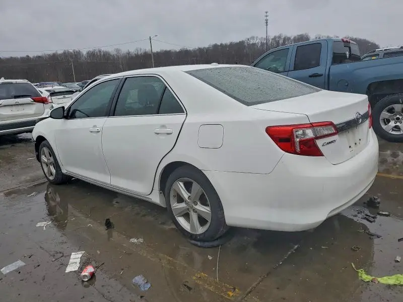 2012 TOYOTA CAMRY SE  