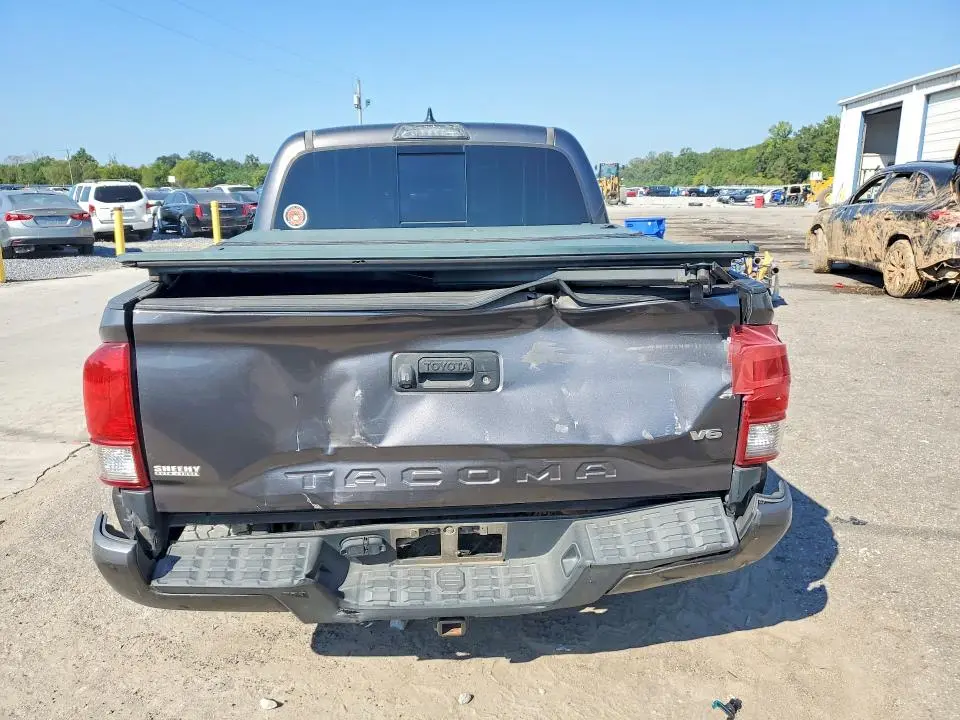 2017 TOYOTA TACOMA TRD SPORT  
