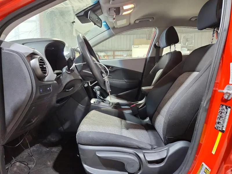 2020 HYUNDAI KONA SE  