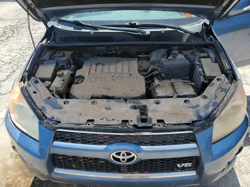 2011 TOYOTA RAV4 LIMITED  