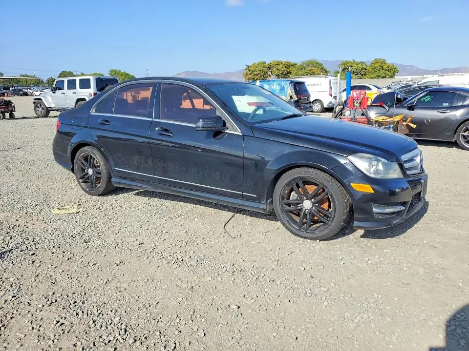 2013 MERCEDES-BENZ C 250  