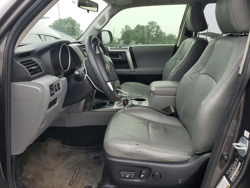 2013 TOYOTA 4RUNNER SR5  