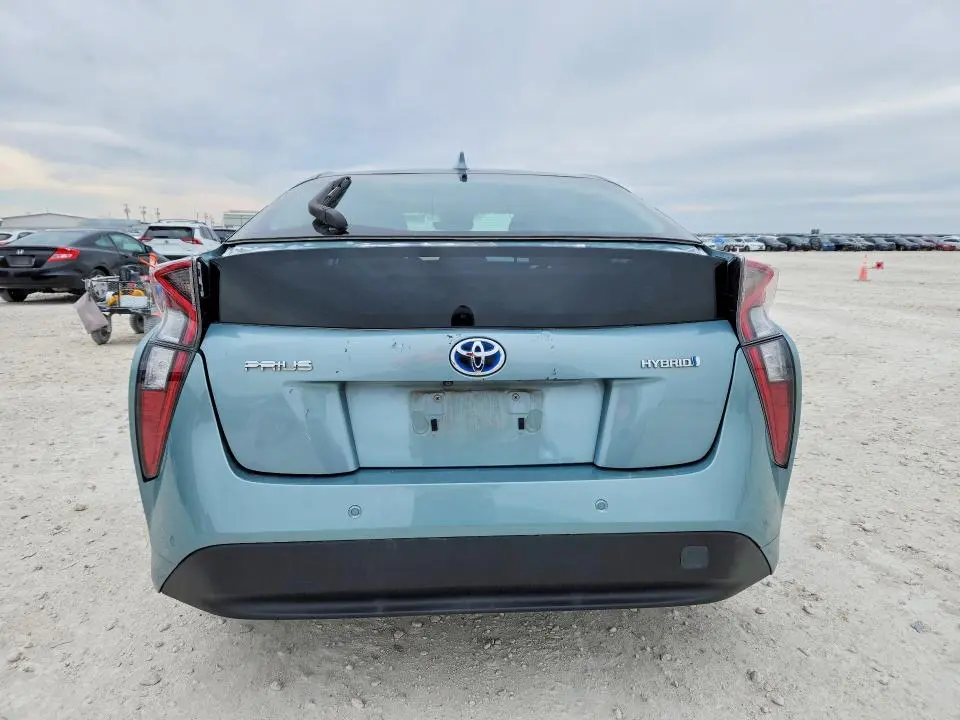 2017 TOYOTA PRIUS THREE  