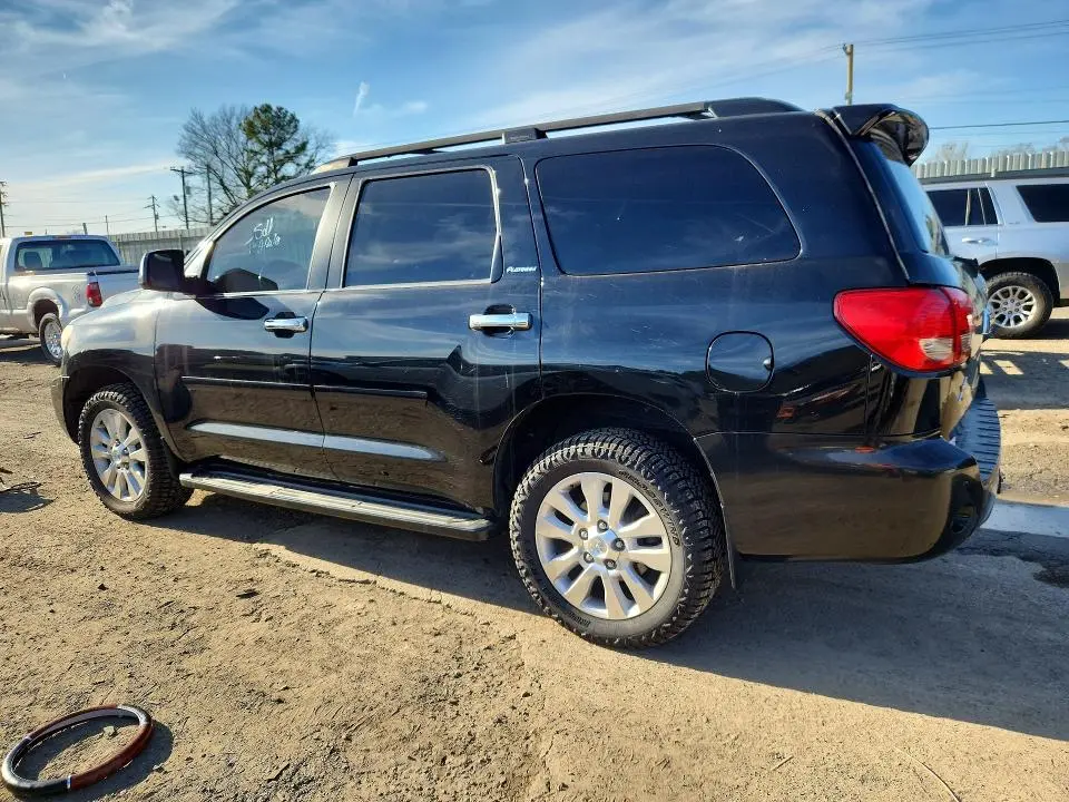 2013 TOYOTA SEQUOIA PLATINUM  
