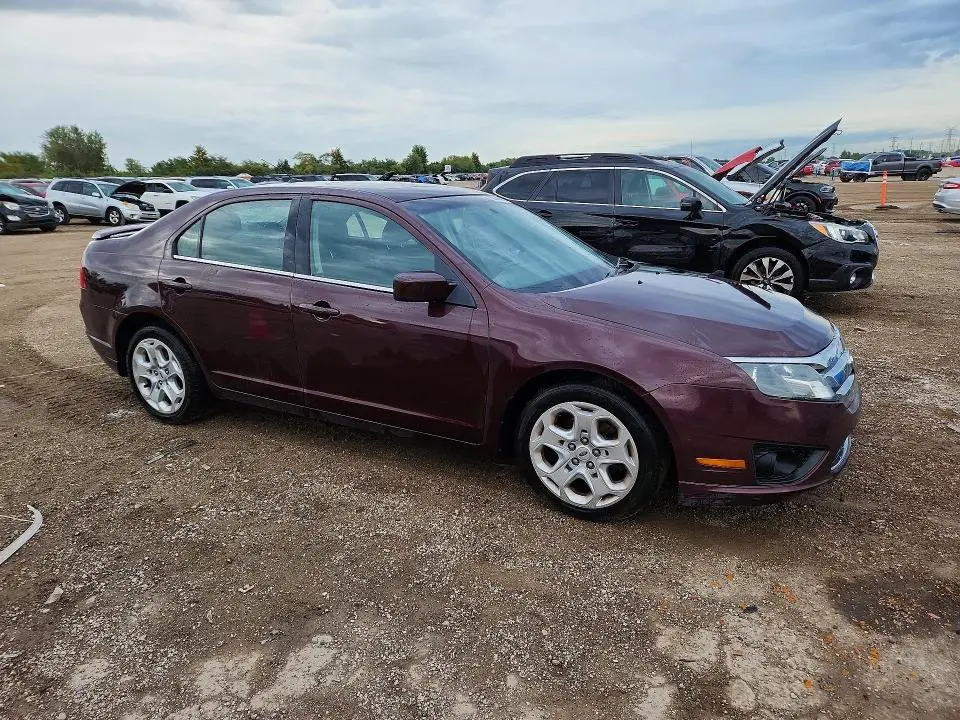 2011 FORD FUSION SE  