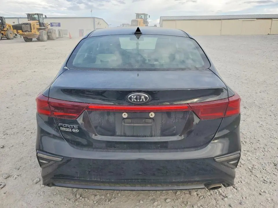 2020 KIA FORTE LXS  