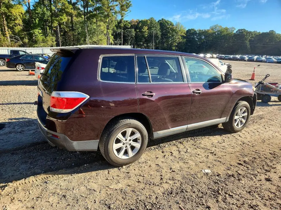 2013 TOYOTA HIGHLANDER BASE  