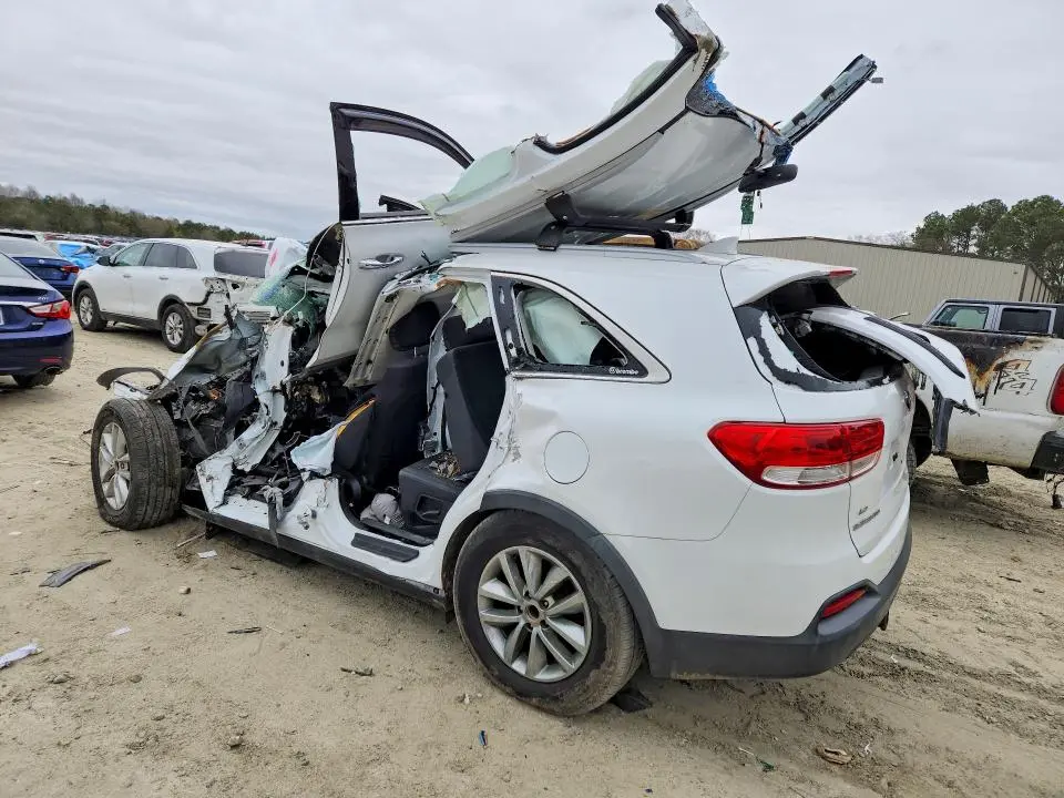 2017 KIA SORENTO LX  