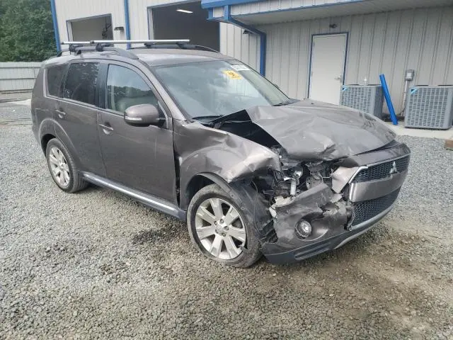 2012 MITSUBISHI OUTLANDER SE  