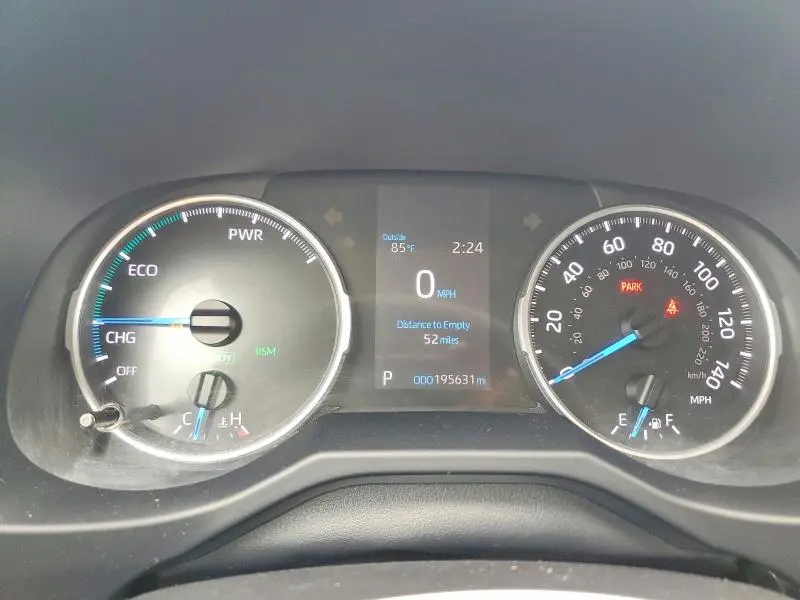 2021 TOYOTA RAV4 LE  