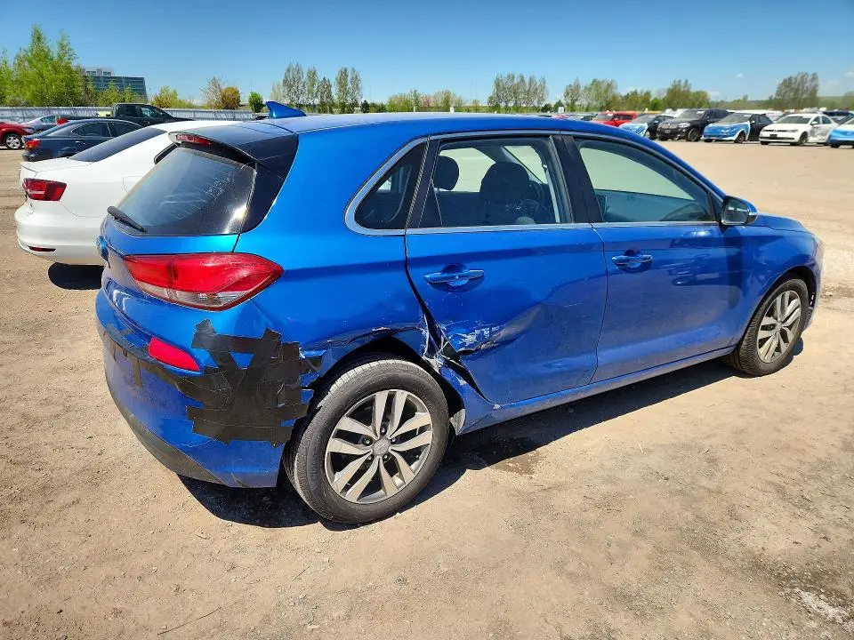 2018 HYUNDAI ELANTRA GT BASE  