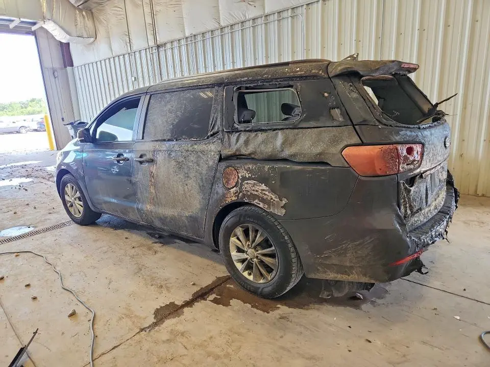 2016 KIA SEDONA LX  
