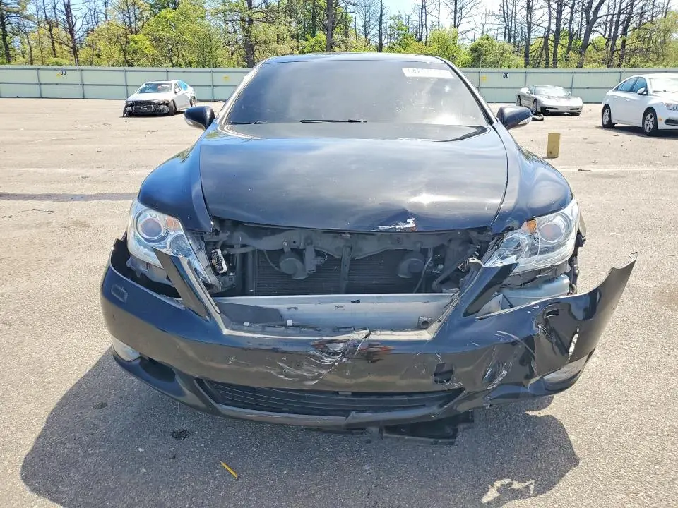 2010 LEXUS LS 460L  