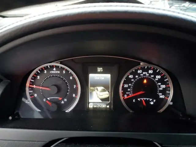 2015 TOYOTA CAMRY LE  