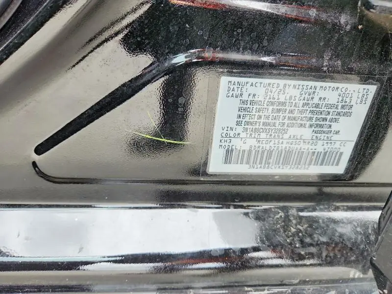 2025 NISSAN SENTRA SV  