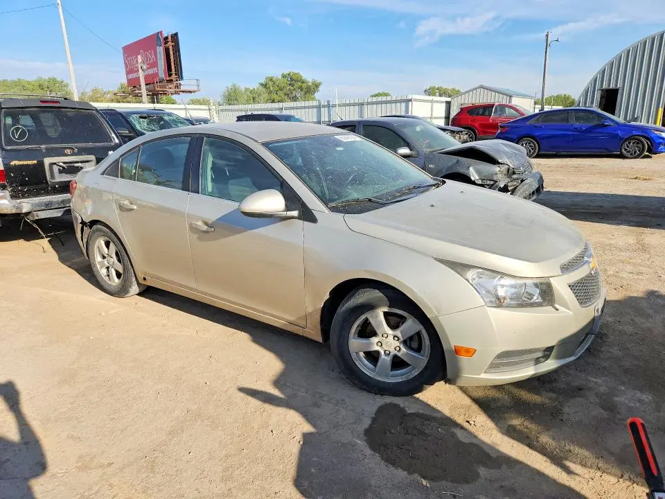 2014 CHEVROLET CRUZE LT  