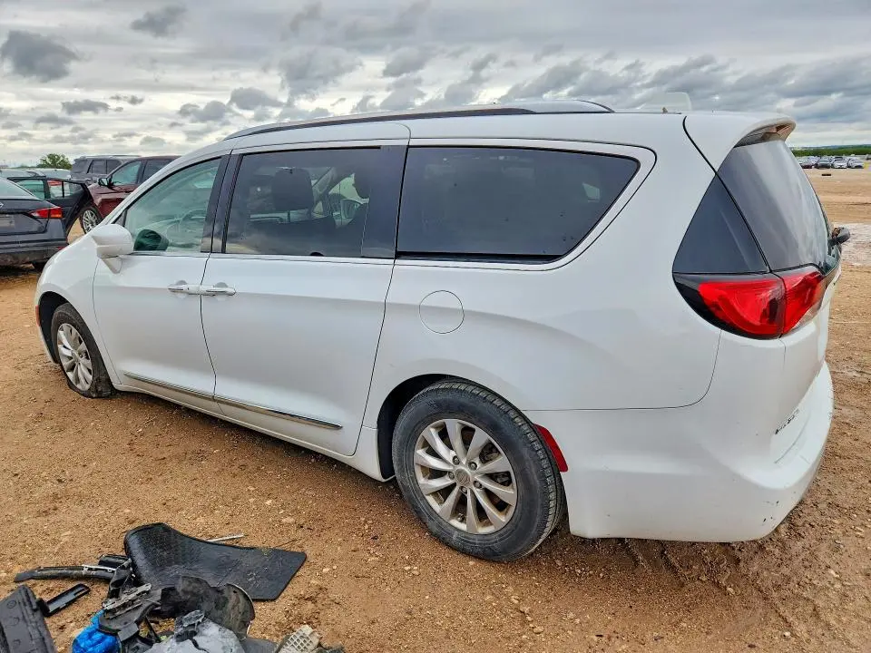 2019 CHRYSLER PACIFICA TOURING L  