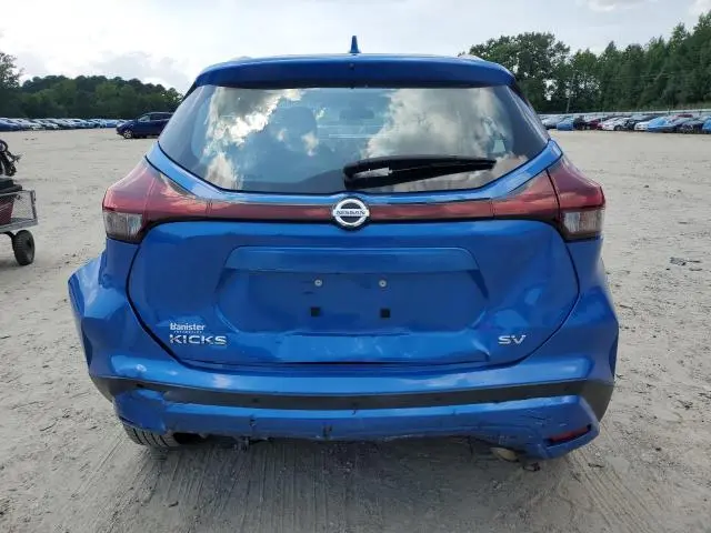 2021 NISSAN KICKS SV  