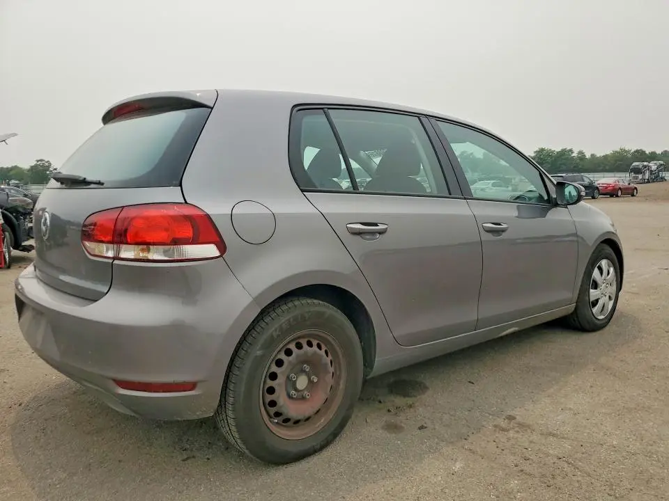 2010 VOLKSWAGEN GOLF   