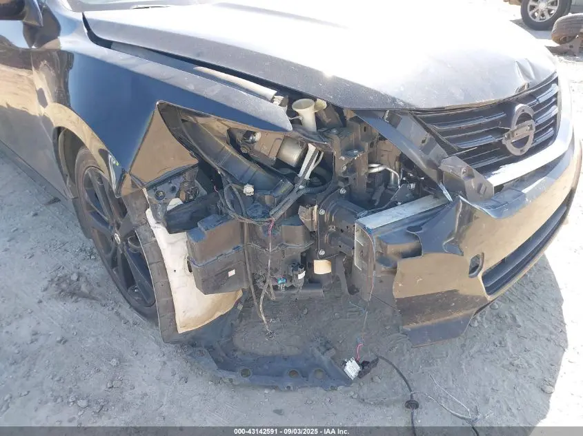 2017 NISSAN ALTIMA 2.5 SR