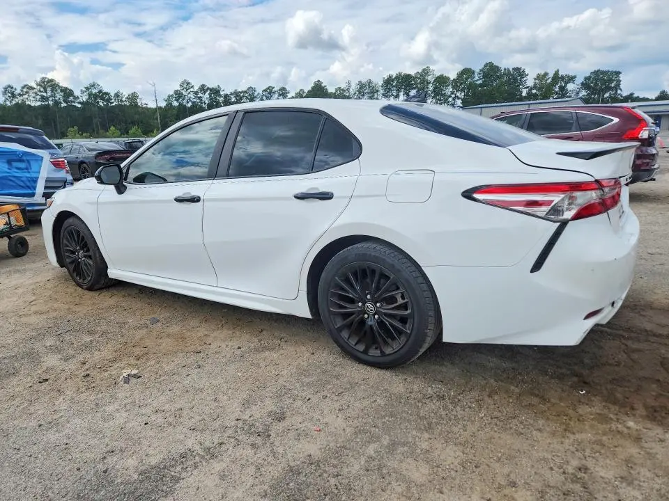 2020 TOYOTA CAMRY SE NIGHTSHADE  