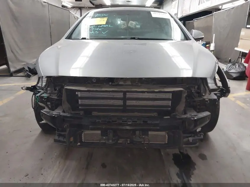 2017 HYUNDAI SONATA HYBRID SE