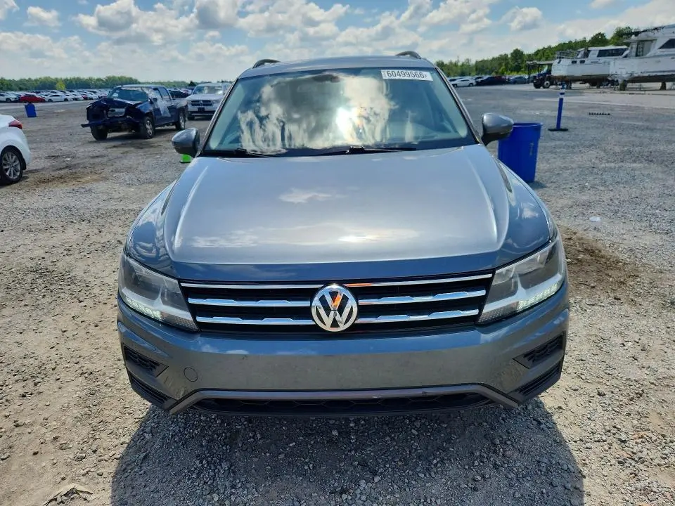 2021 VOLKSWAGEN TIGUAN SE  