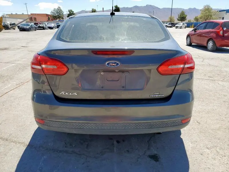 2015 FORD FOCUS SE