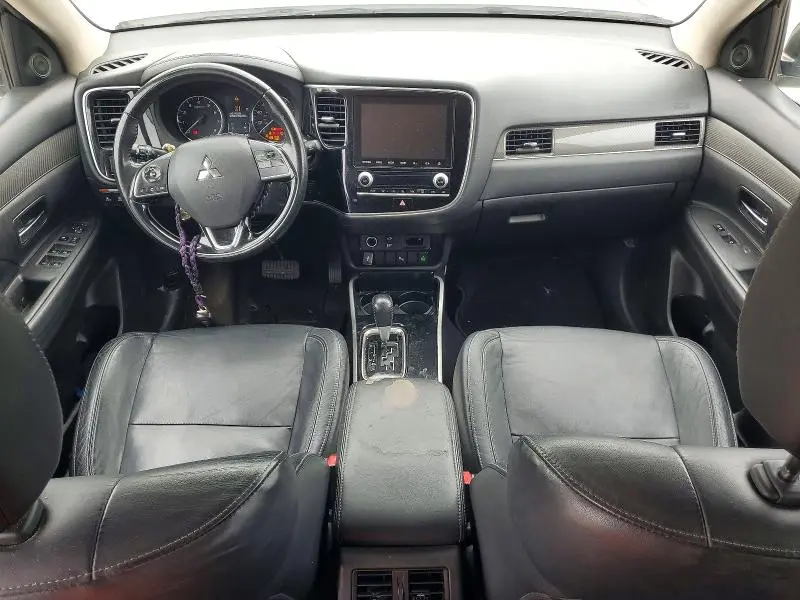 2020 MITSUBISHI OUTLANDER SE  
