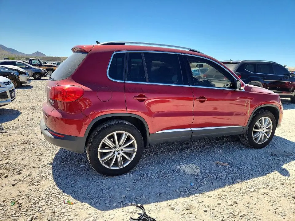 2014 VOLKSWAGEN TIGUAN S  