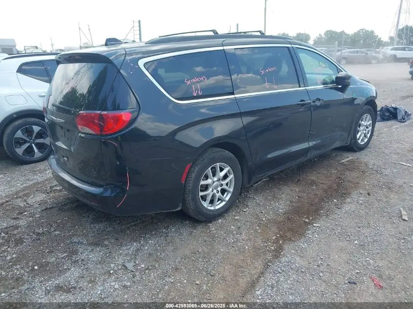2020 CHRYSLER VOYAGER LXI