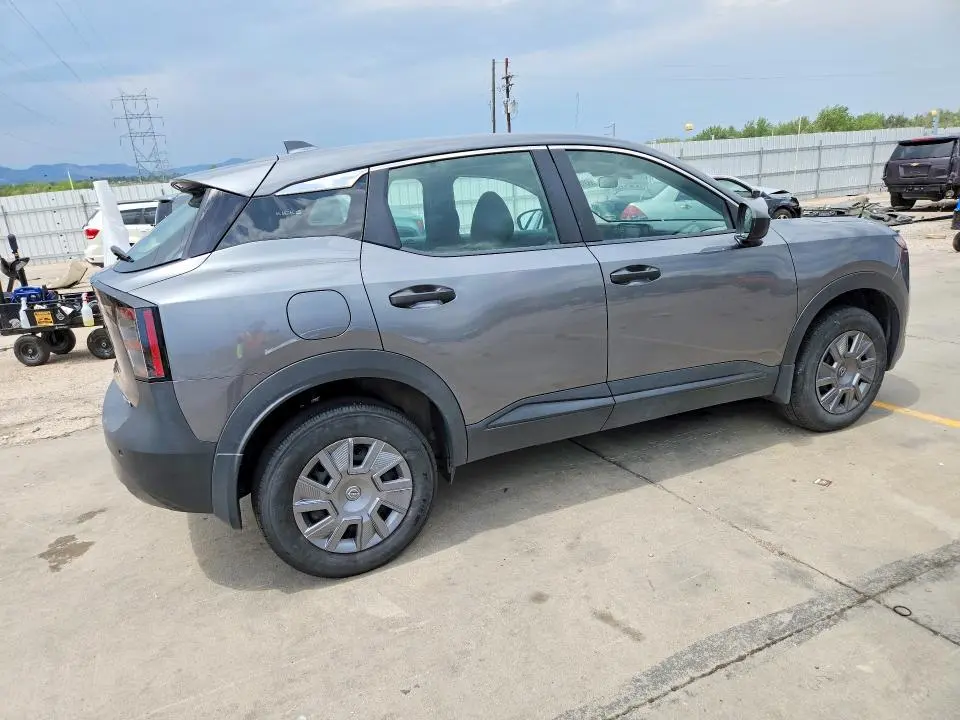 2025 NISSAN KICKS S  