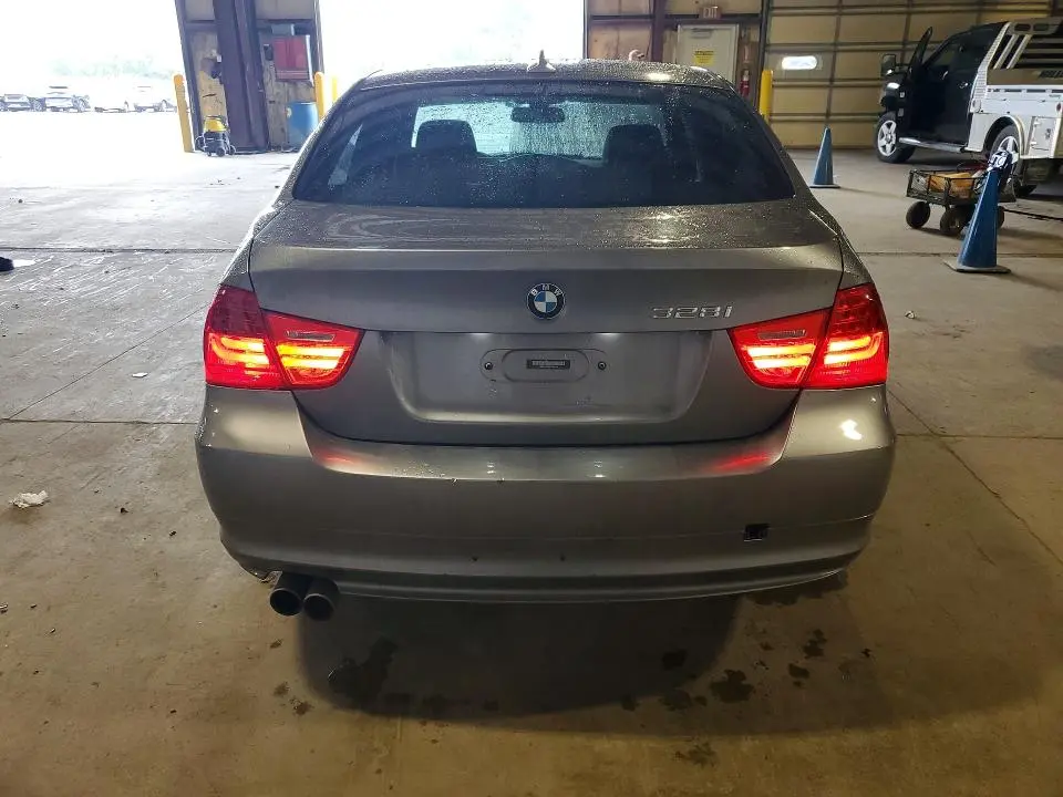 2011 BMW 328 XI  