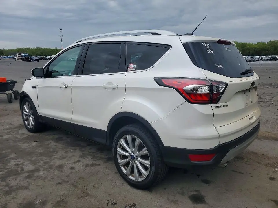 2017 FORD ESCAPE TITANIUM  