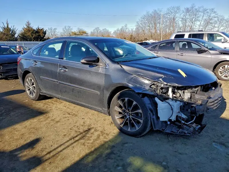 2017 TOYOTA AVALON XLE  
