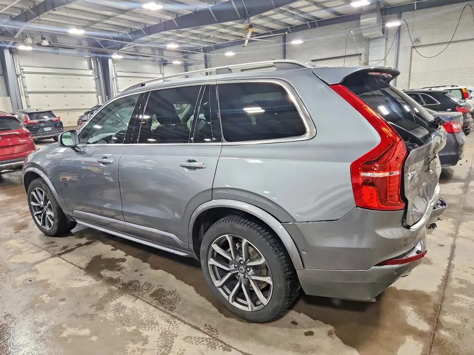 2018 VOLVO XC90 T6  