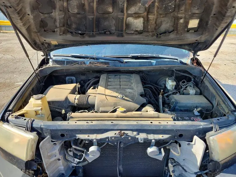 2013 TOYOTA TUNDRA CREWMAX SR5  