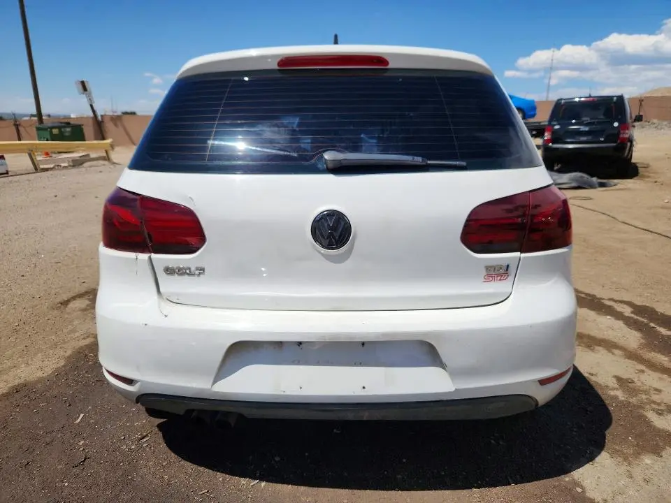 2013 VOLKSWAGEN GOLF   