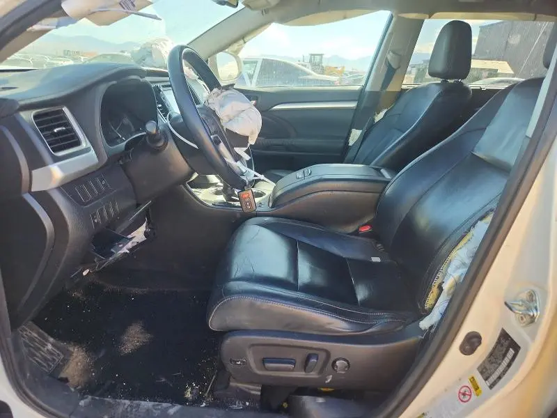 2014 TOYOTA HIGHLANDER XLE  