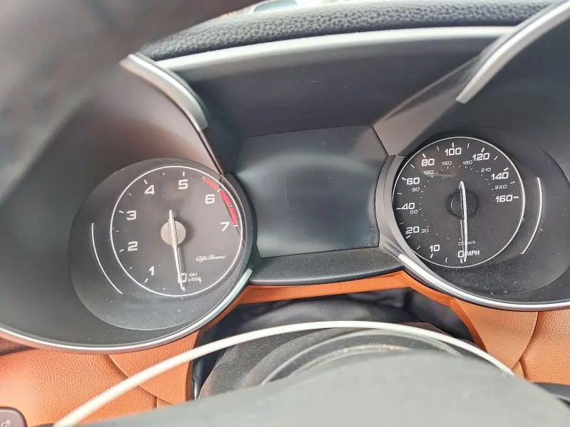 2017 ALFA ROMEO GIULIA   