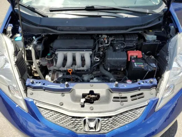 2013 HONDA FIT   