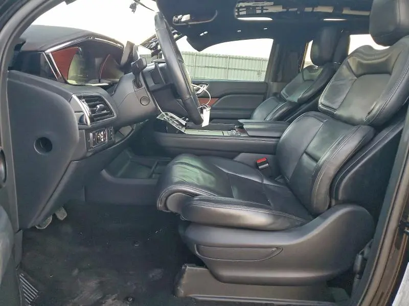 2022 LINCOLN NAVIGATOR L RESERVE  