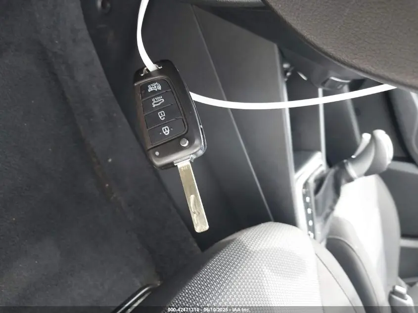 2020 HYUNDAI ACCENT SE