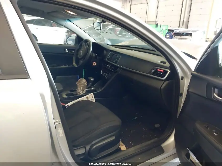 2017 KIA OPTIMA LX